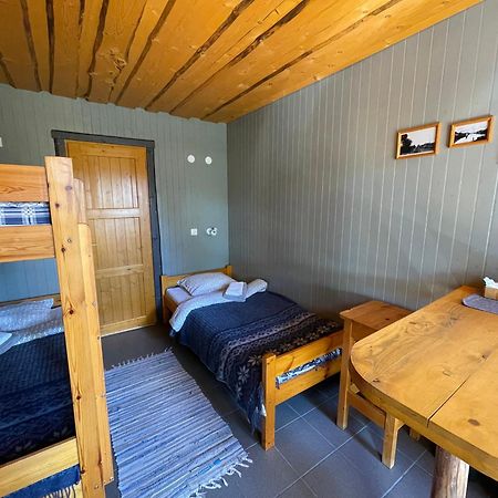 Hostel Kalameeste Maja Mustvee Esterno foto