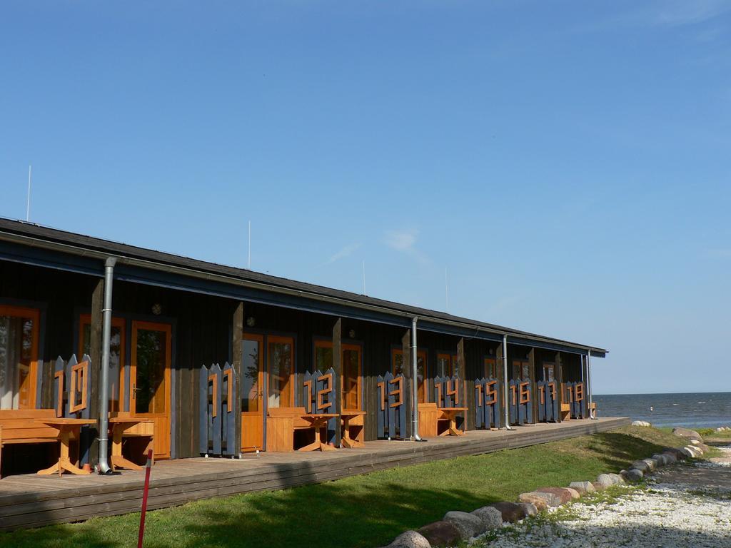 Hostel Kalameeste Maja Mustvee Esterno foto
