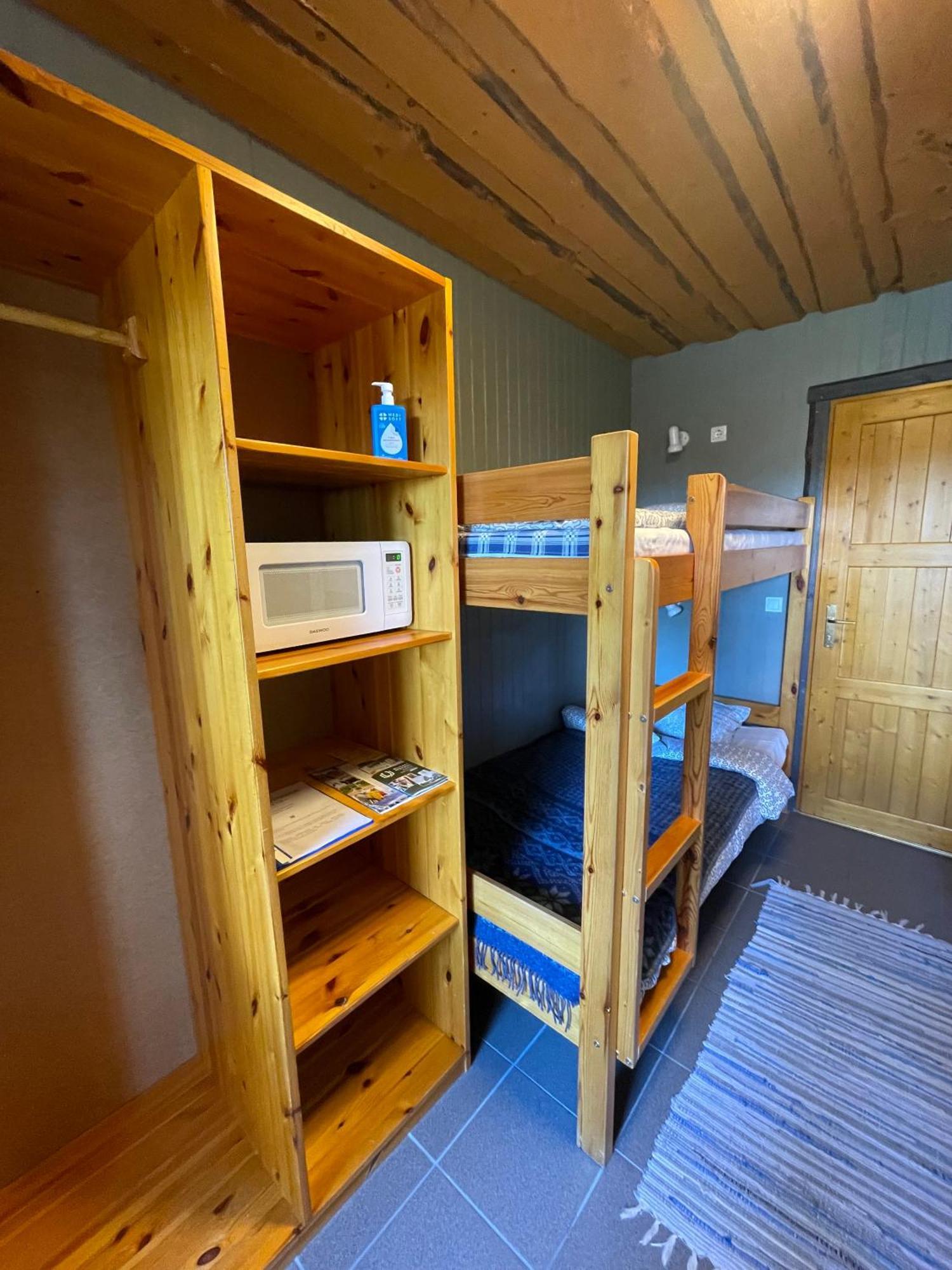 Hostel Kalameeste Maja Mustvee Esterno foto