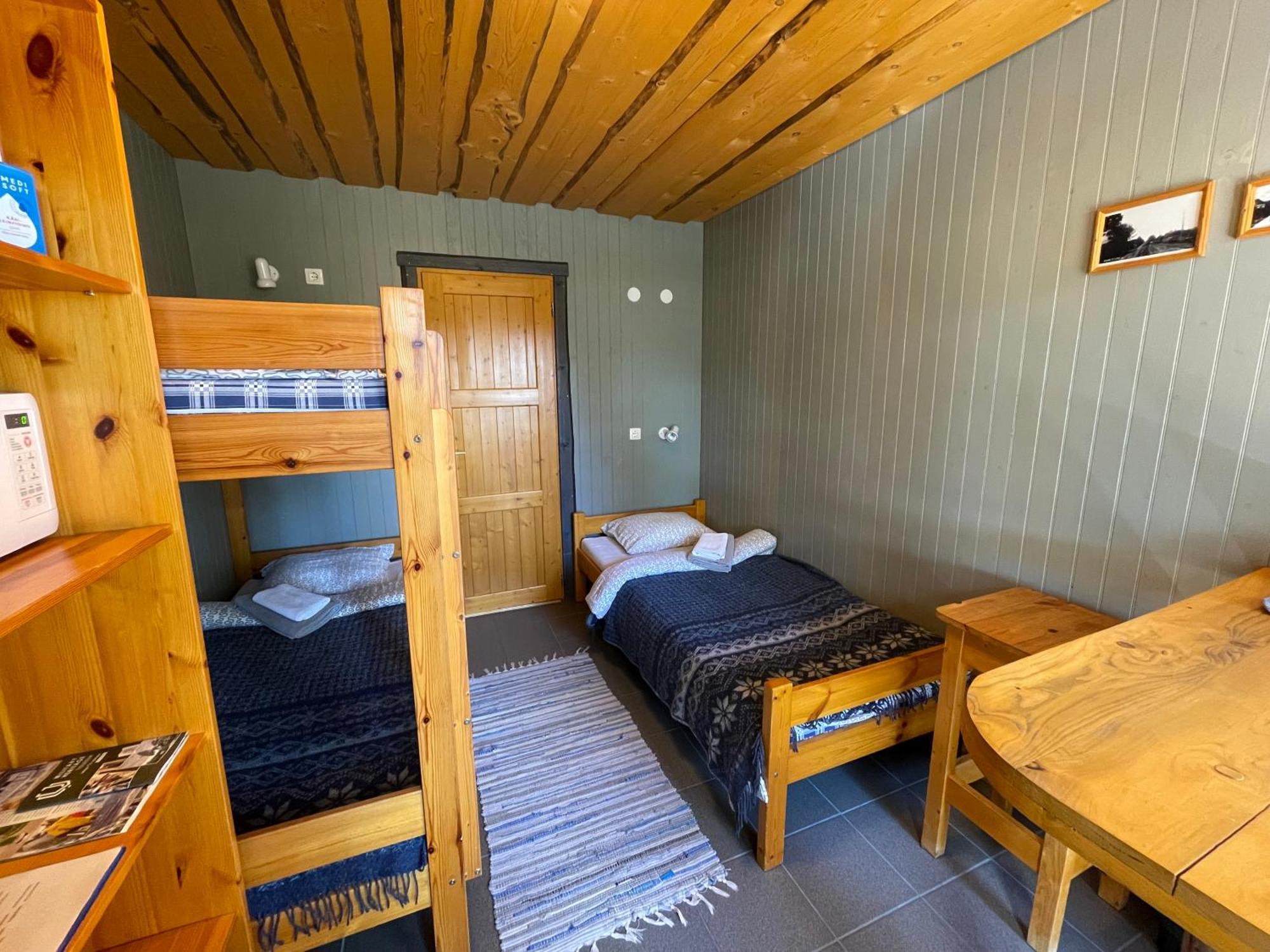 Hostel Kalameeste Maja Mustvee Esterno foto