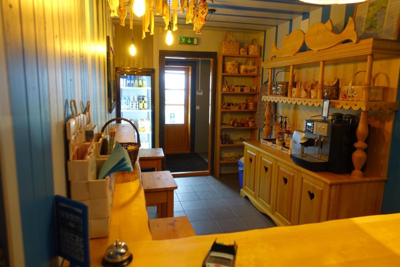 Hostel Kalameeste Maja Mustvee Esterno foto
